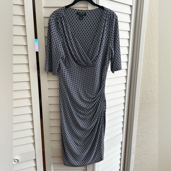 Ralph Lauren Dresses & Skirts - Lauren Ralph Lauren Ruched Midi Dress Geo Print Blue Black – Size 14